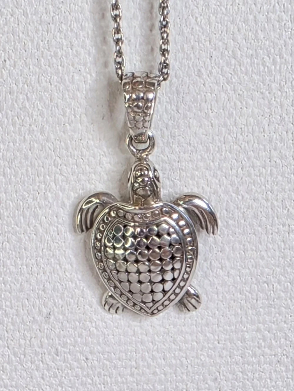 ATI Solid Sterling Silver Turtle Pendant Necklace - Picture 5 of 8